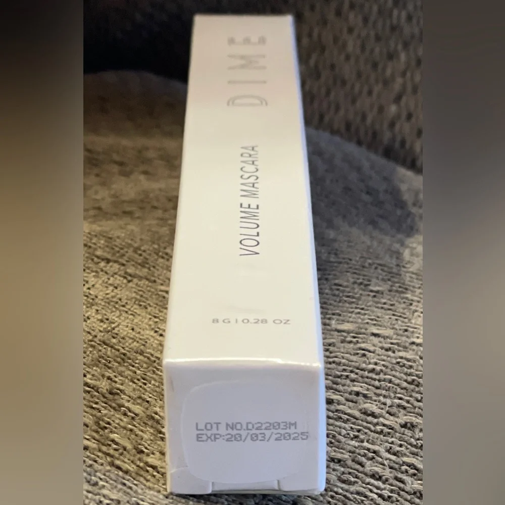 Volume Mascara by Dime Beauty - Picture 16 of 16